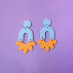 Load image into Gallery viewer, Flower Arch Earrings
